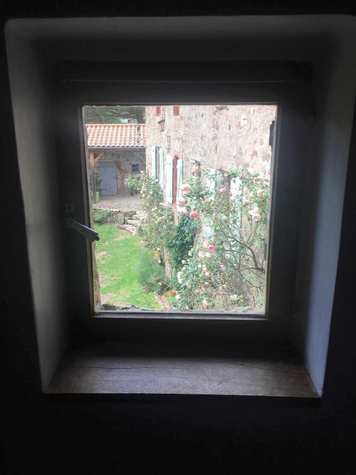 Gites De Gobertier Saint-Alban-d'Ay Exterior foto