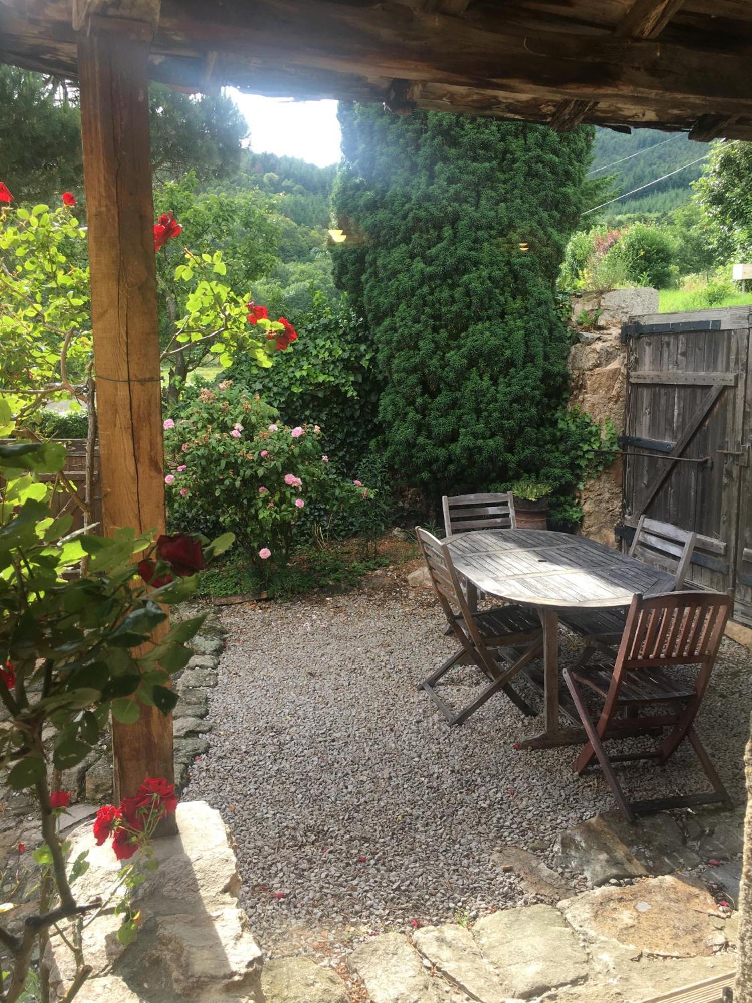 Gites De Gobertier Saint-Alban-d'Ay Exterior foto