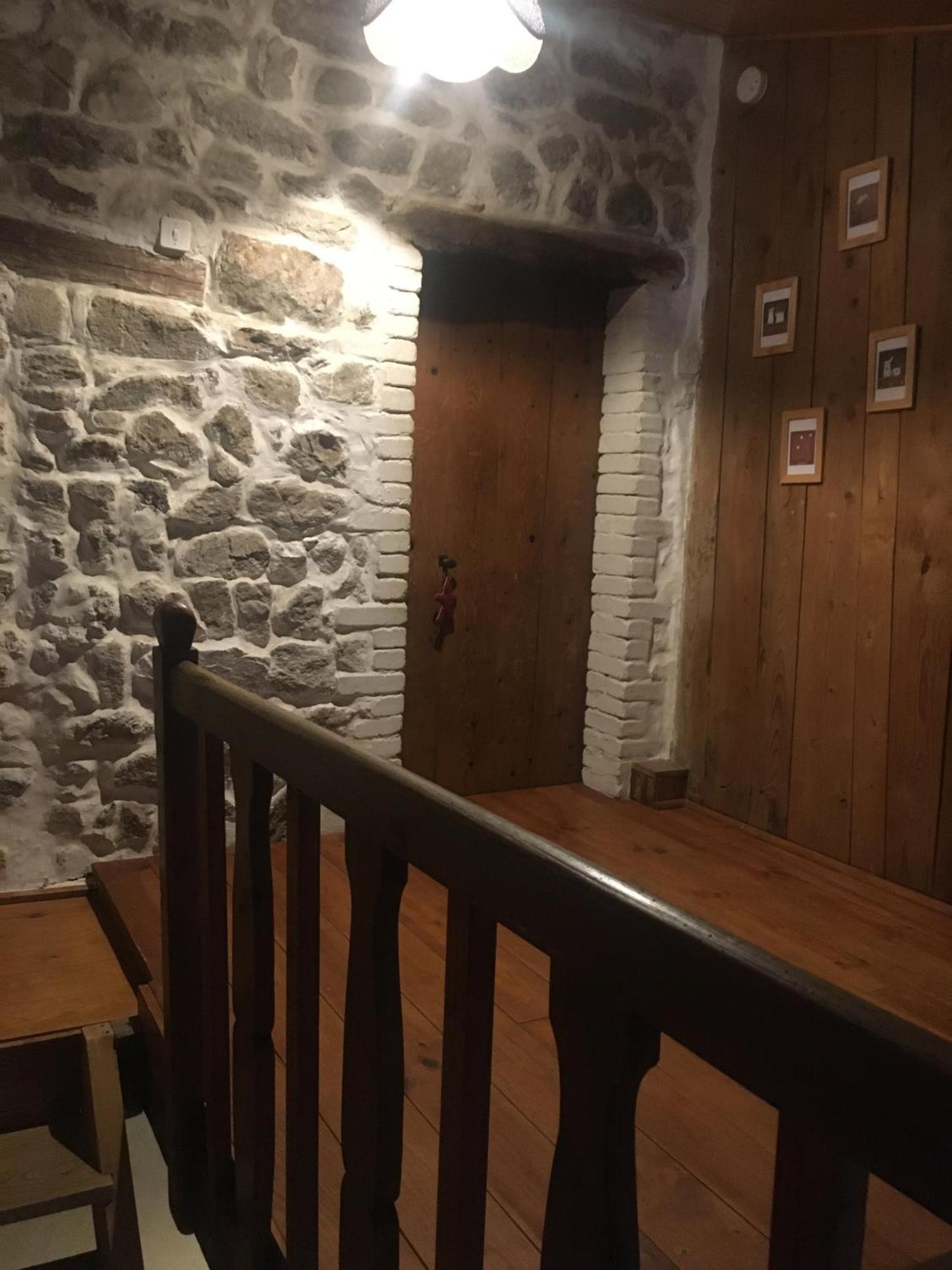 Gites De Gobertier Saint-Alban-d'Ay Exterior foto